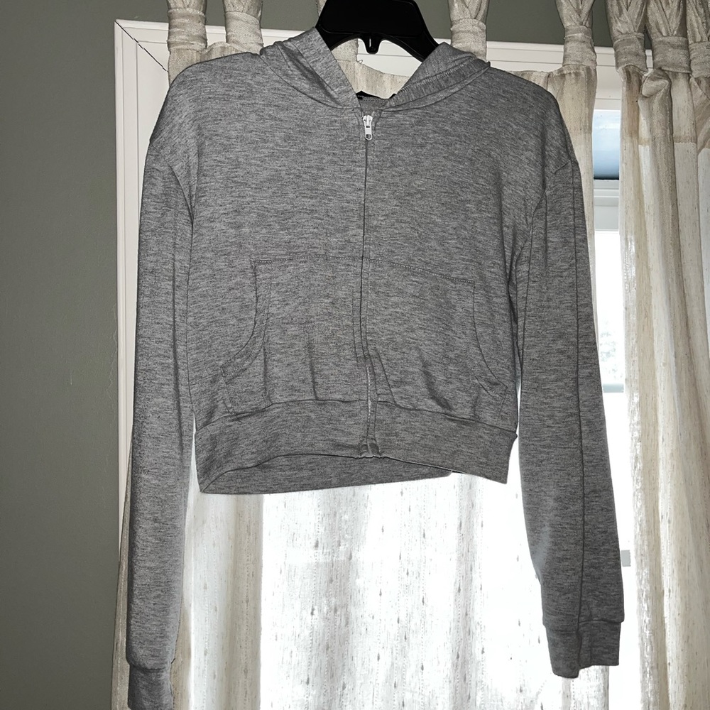 Gray, cropped hoodie